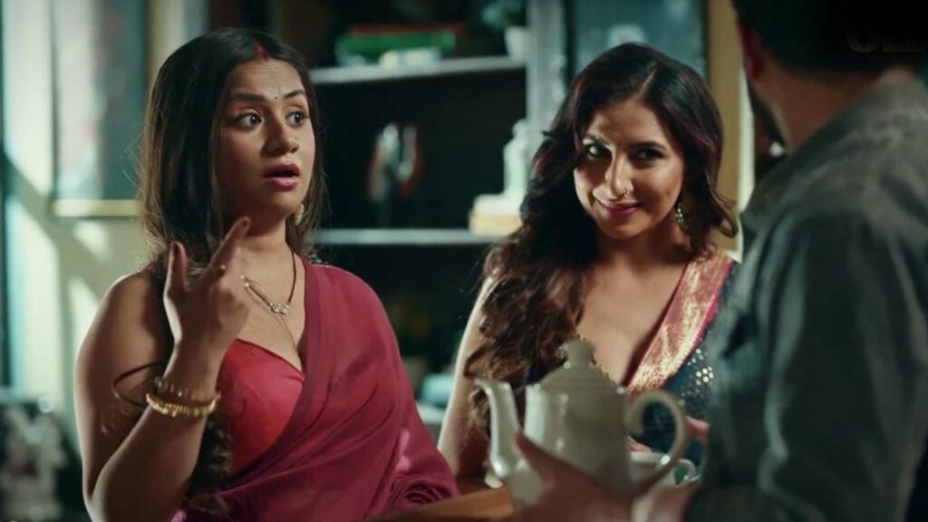 Priyanka Haldar and Hansi Parmar in Chidiya Ullu Web Series