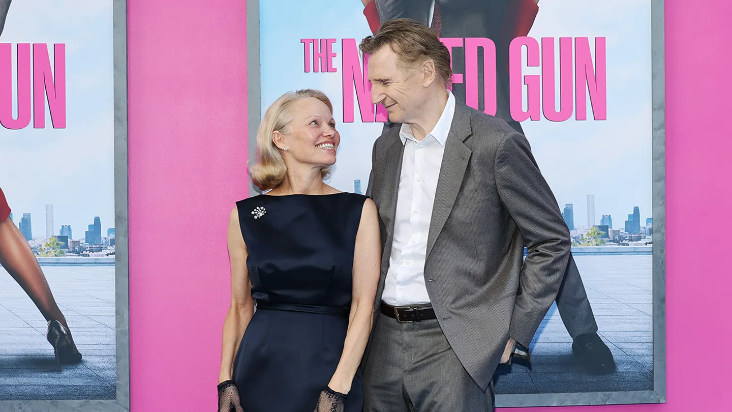 pamela-anderson-liam-neeson-nyc-red-carpet