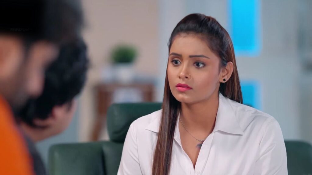 Priyanka Chaurasia Ullu Web Series Watch Online (4)