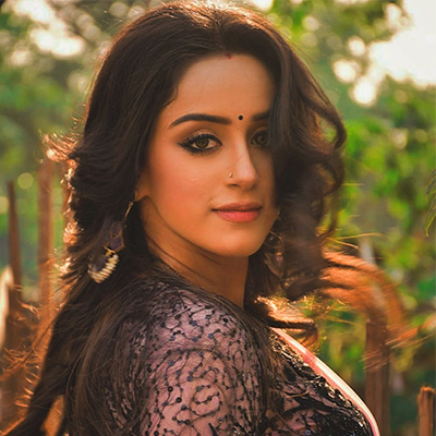 Explore the life of Sargun Kaur Luthra. From Yeh Hai Chahatein to her 2025 music videos, get the latest on her age, family, movies, and career milestones.