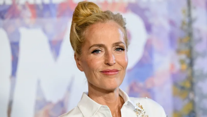 Gillian Anderson