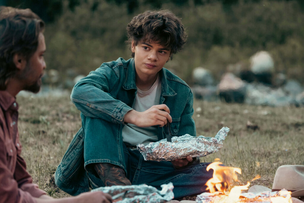 Tate Dutton is played by actor Brecken Merrill