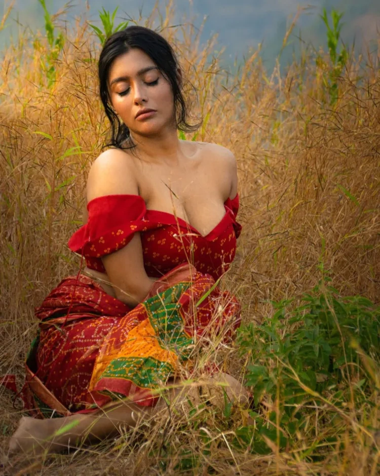 Thea Dsuuza 
