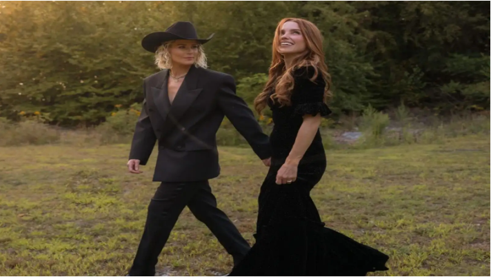 sophia bush ashlyn harris wedding
