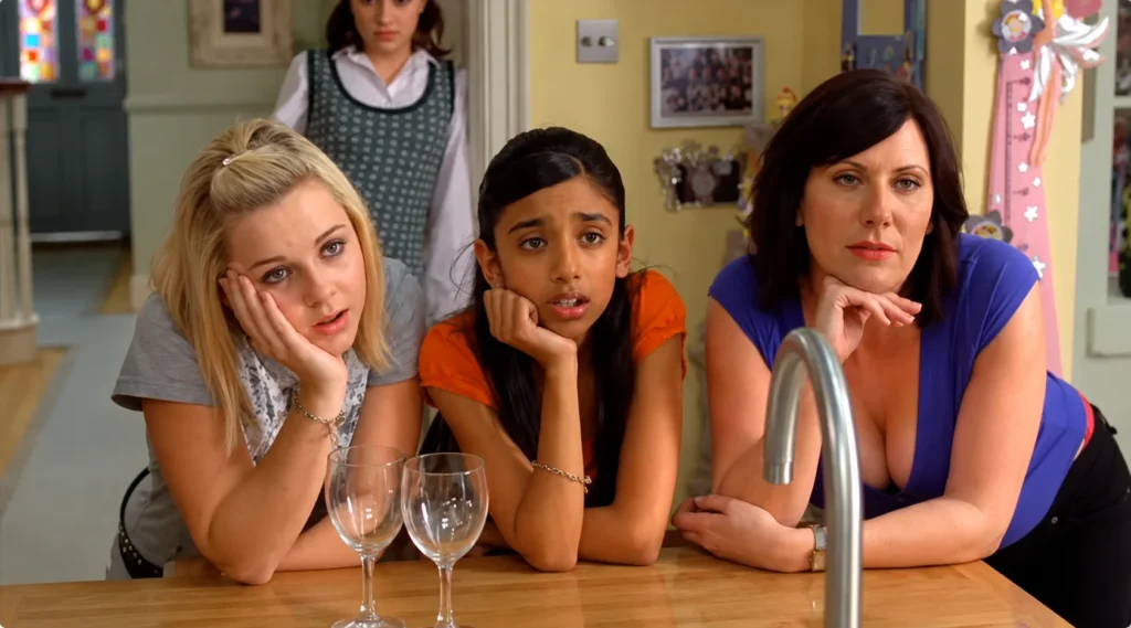 Angus, Thongs and Full-Frontal Snogging