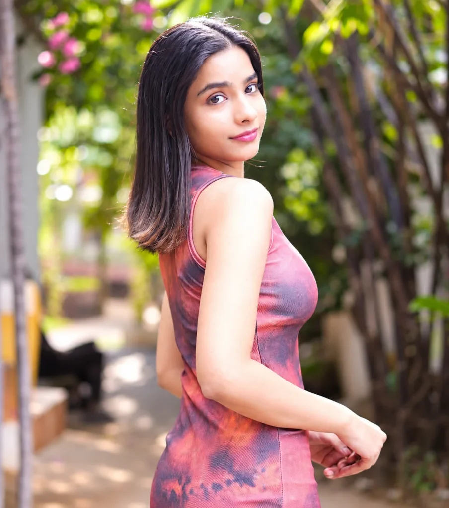 Aurora Sinclair 